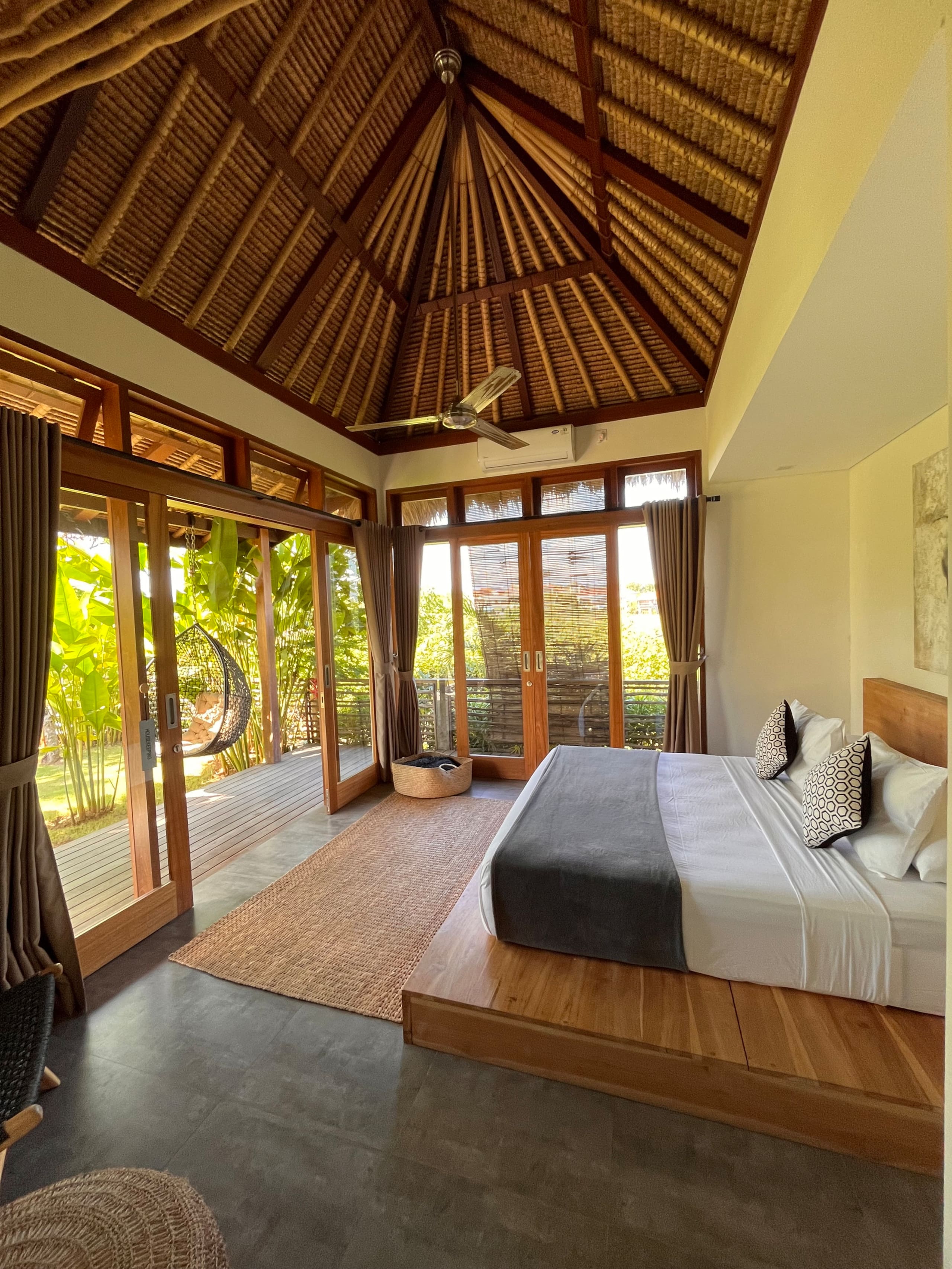 Cozy 2BR Villa -3 Min Walk to the Beach-La Reserva 30