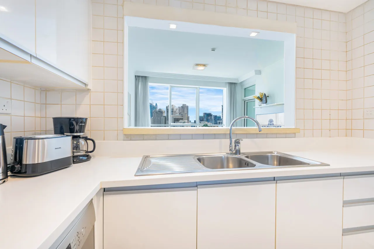 JBR Home w/ incredible View & Private Beach 16