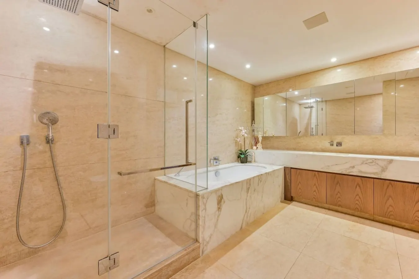 The Marylebone Residence Gym Sauna AC 17