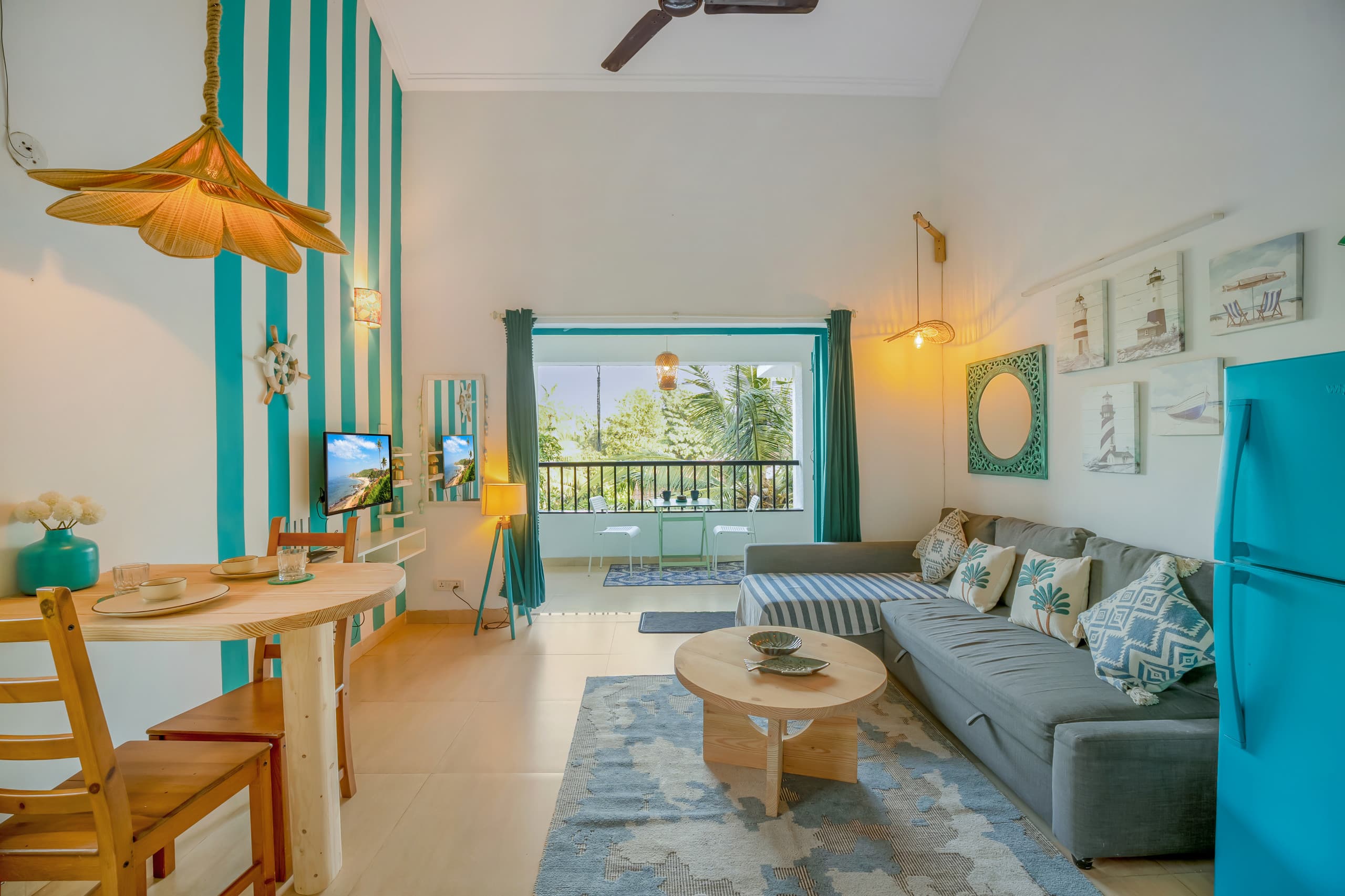 1BHK Penthouse w/ Pool & Balcony, 5min to Thalassa 20