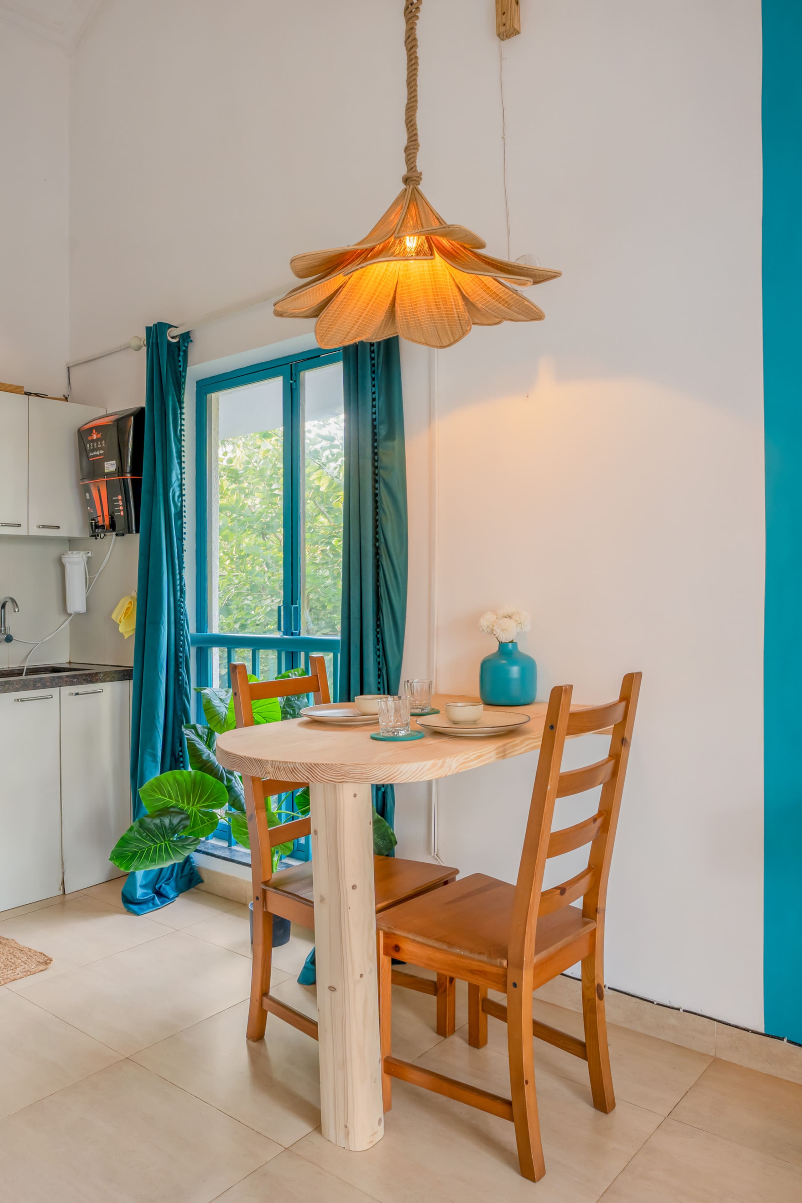1BHK Penthouse w/ Pool & Balcony, 5min to Thalassa 12