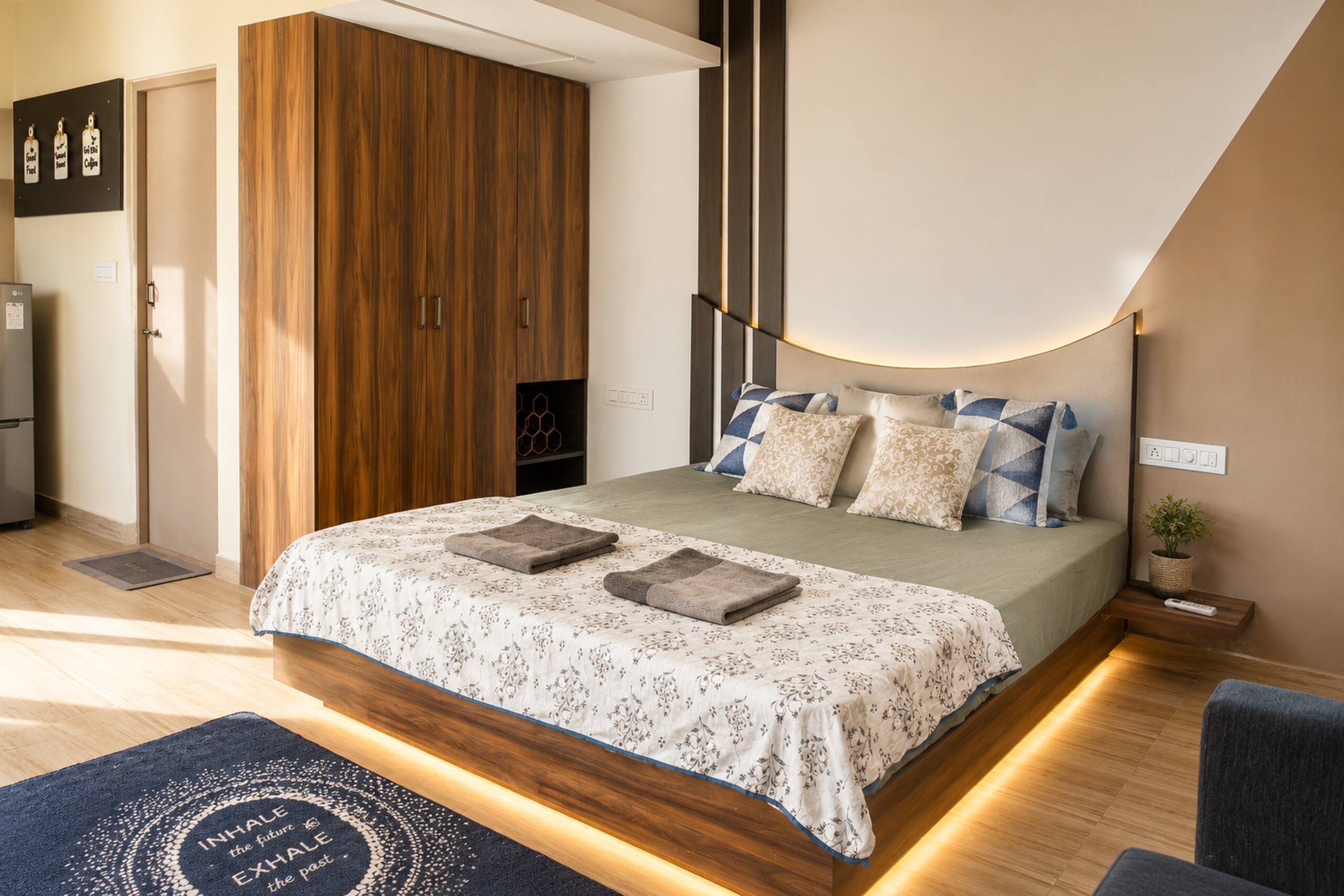 The Soul - Studio | Hill View | by Unigo Stays 11