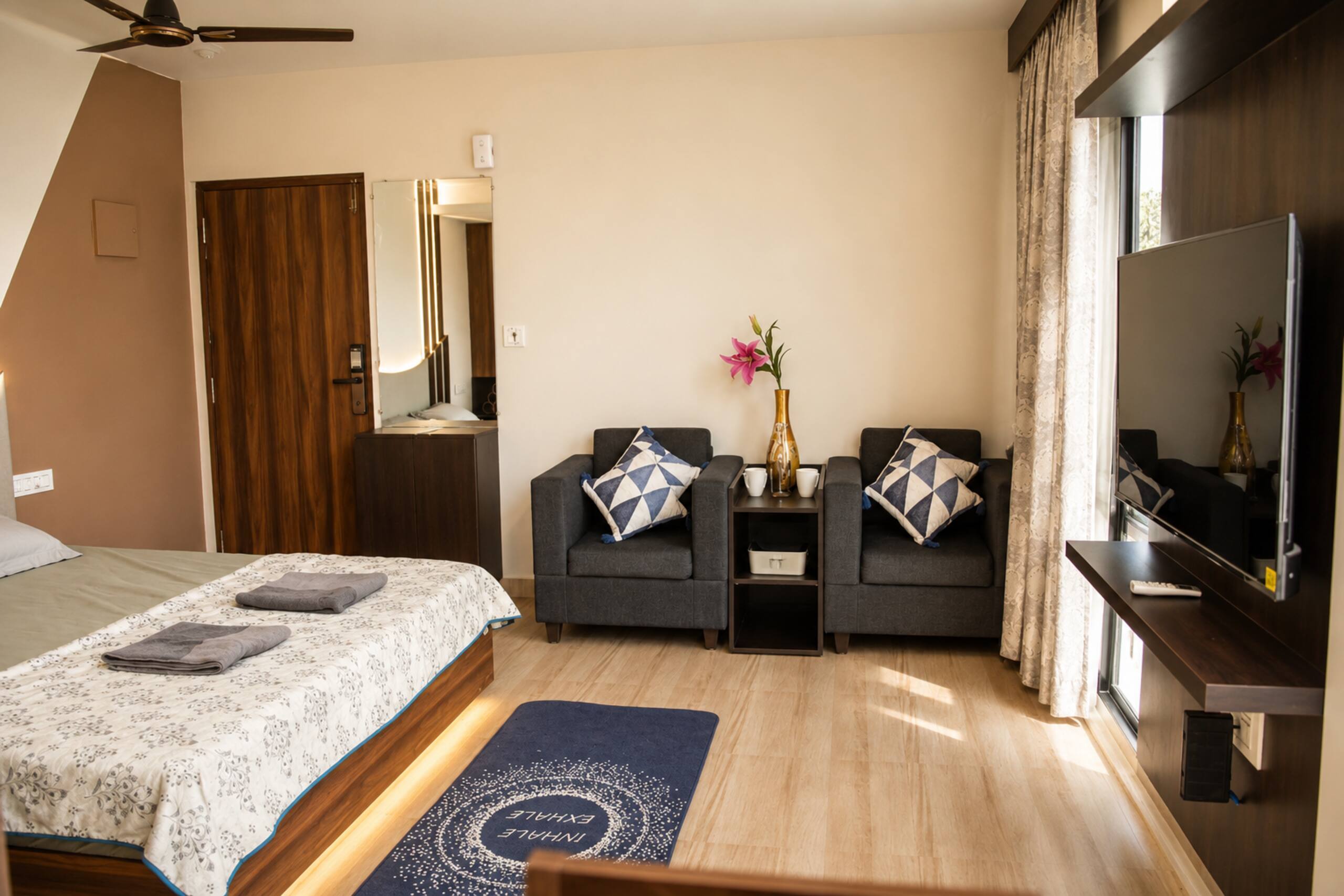 The Soul - Studio | Hill View | by Unigo Stays 10
