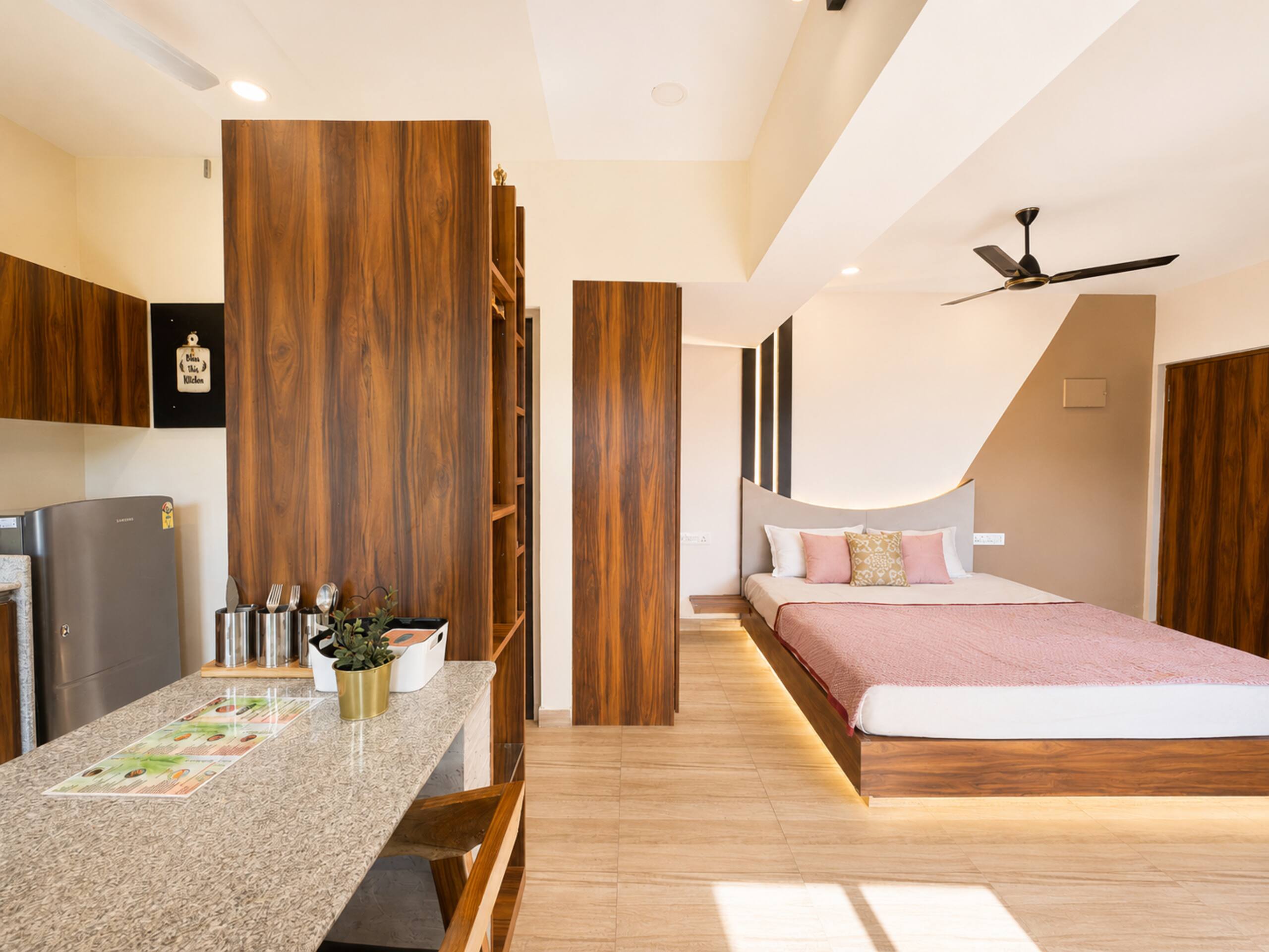The Soul - Studio | Hill View | by Unigo Stays 7