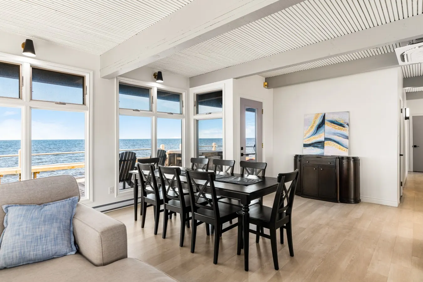 3 bedroom Waterfront Oasis 11