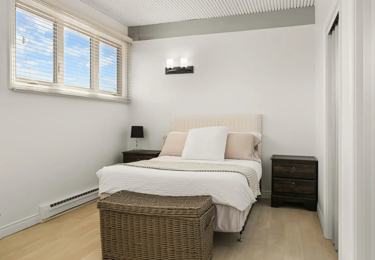 3 bedroom Waterfront Oasis 15