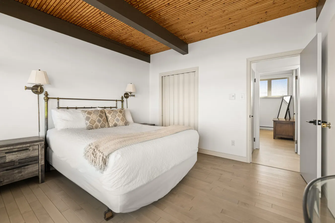 3 bedroom Waterfront Oasis 20