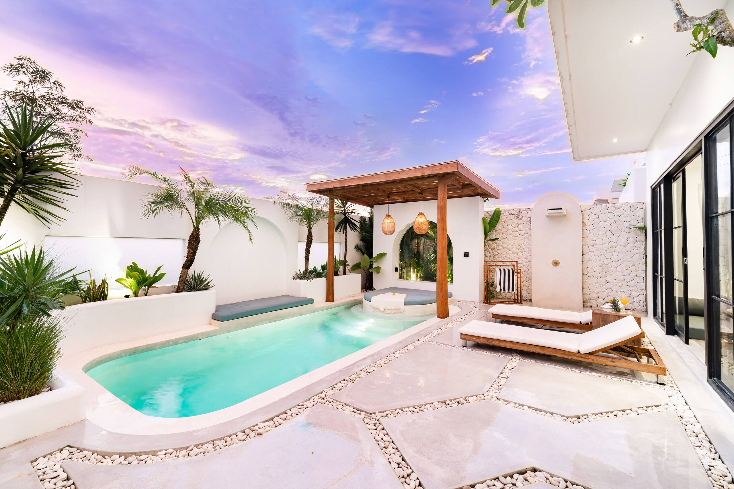 Seseh Beach 2BR Villa • Rooftop • Peaceful Stay