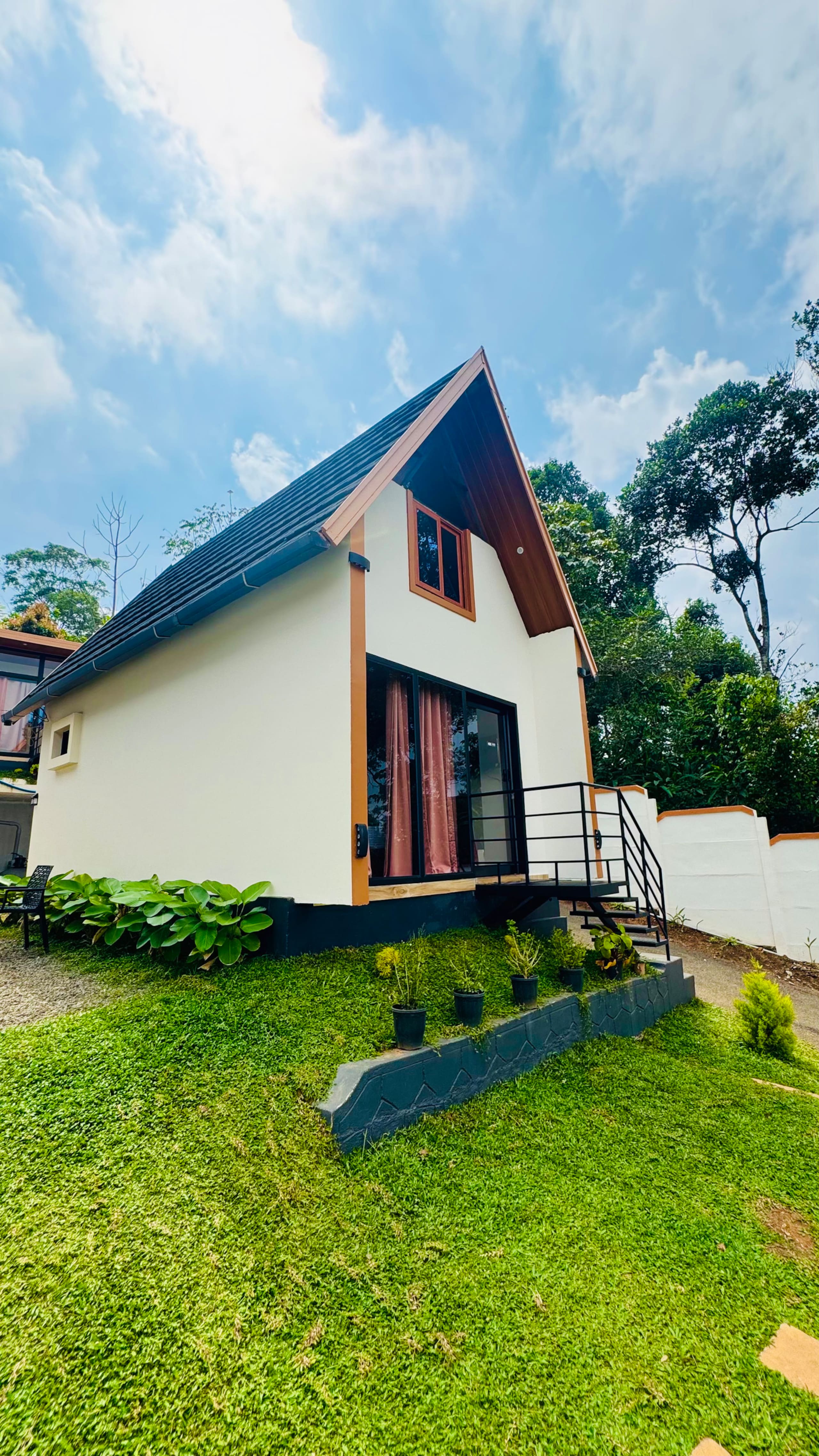 Private Resort with Pool | Vagamon - Kuttikkanam 32