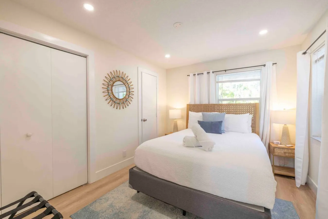 Large 8 Beds/4 Bath Heated Pool House Delray Beach 11