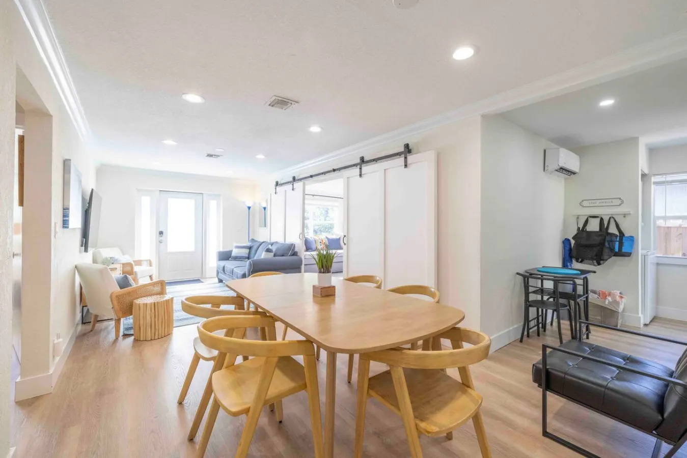 Large 8 Beds/4 Bath Heated Pool House Delray Beach 6