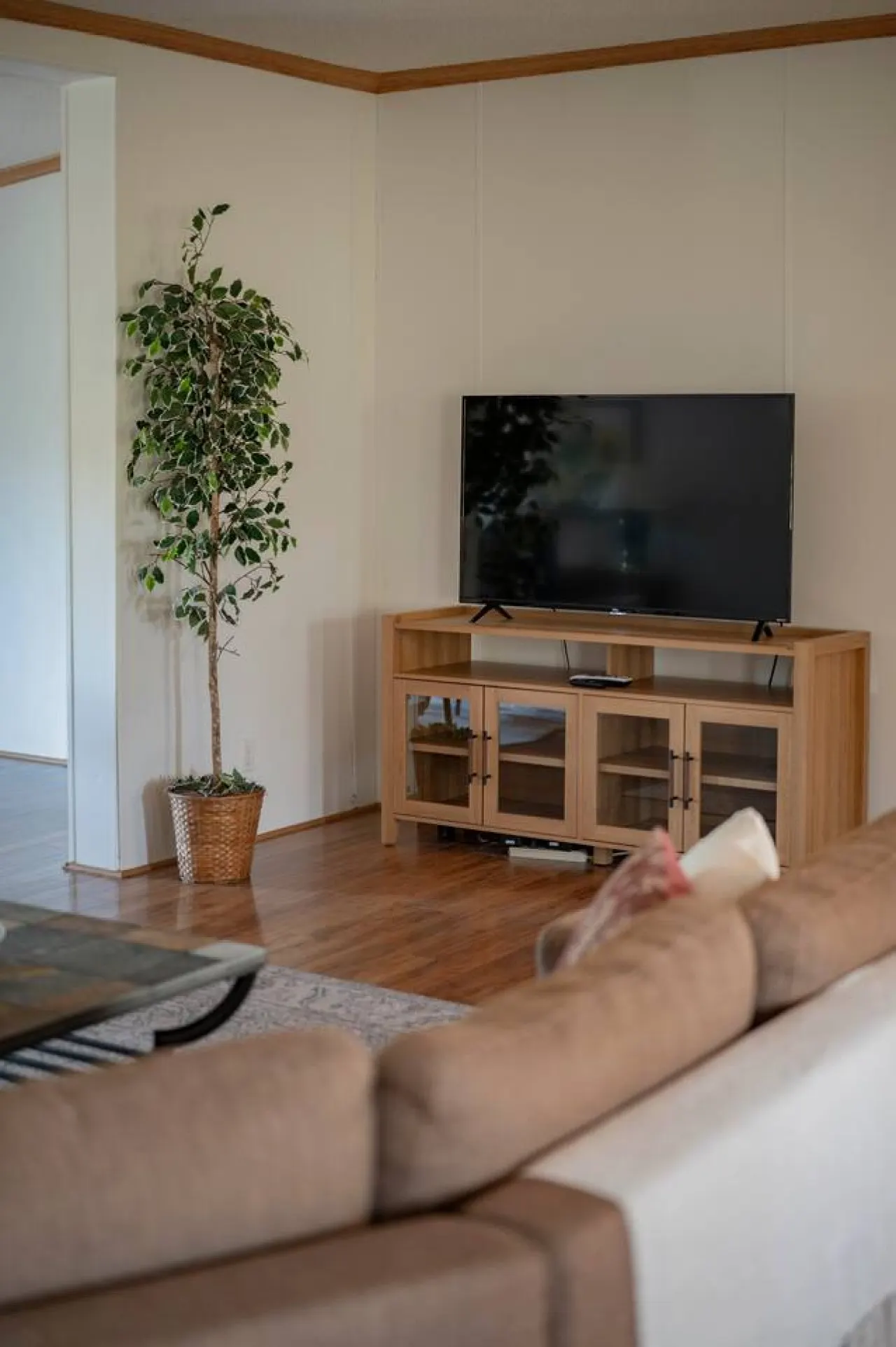Tranquil 4-BDR Escape 2King Beds + Free Parking* 8