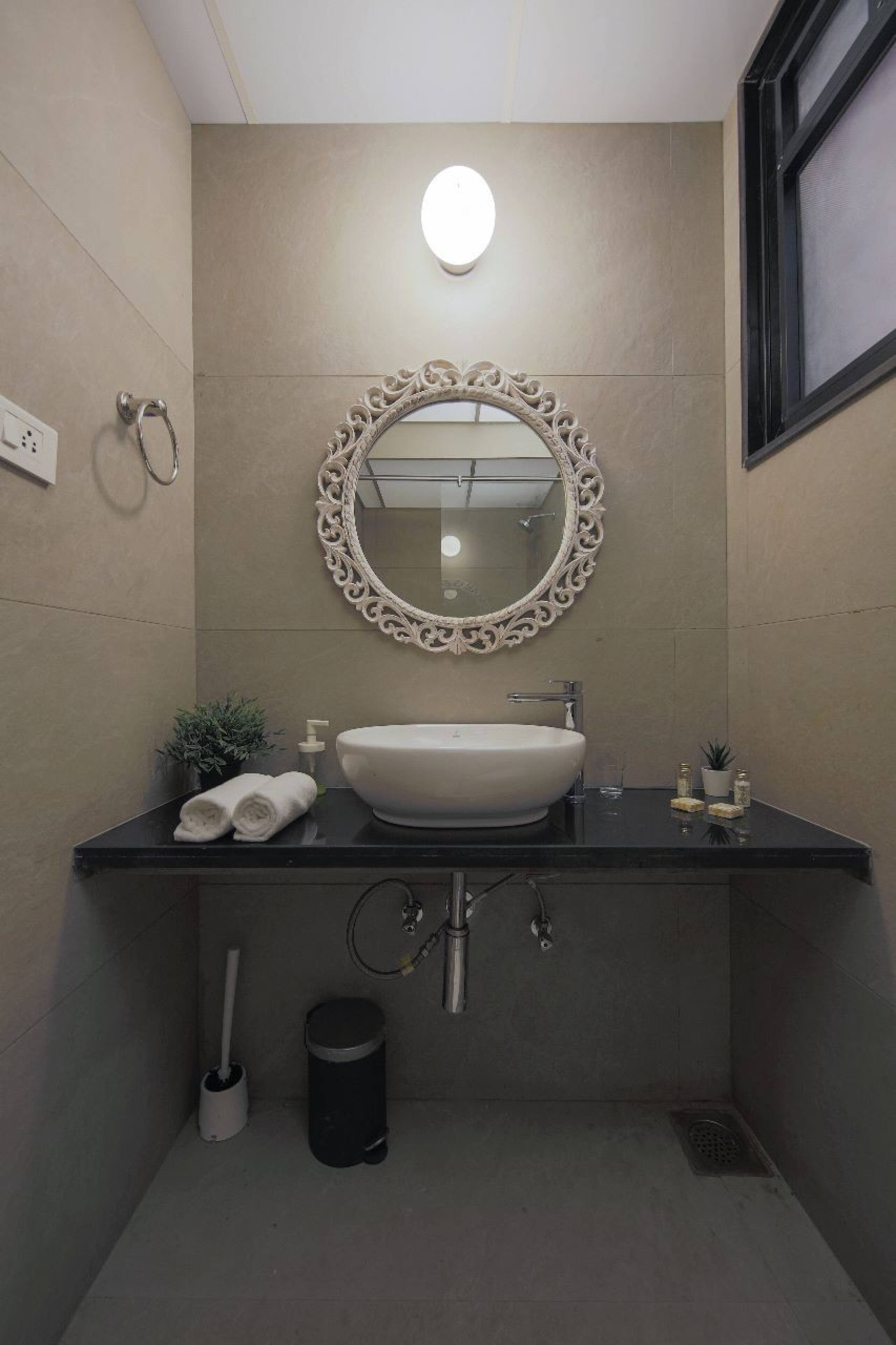 Amado Homes 23