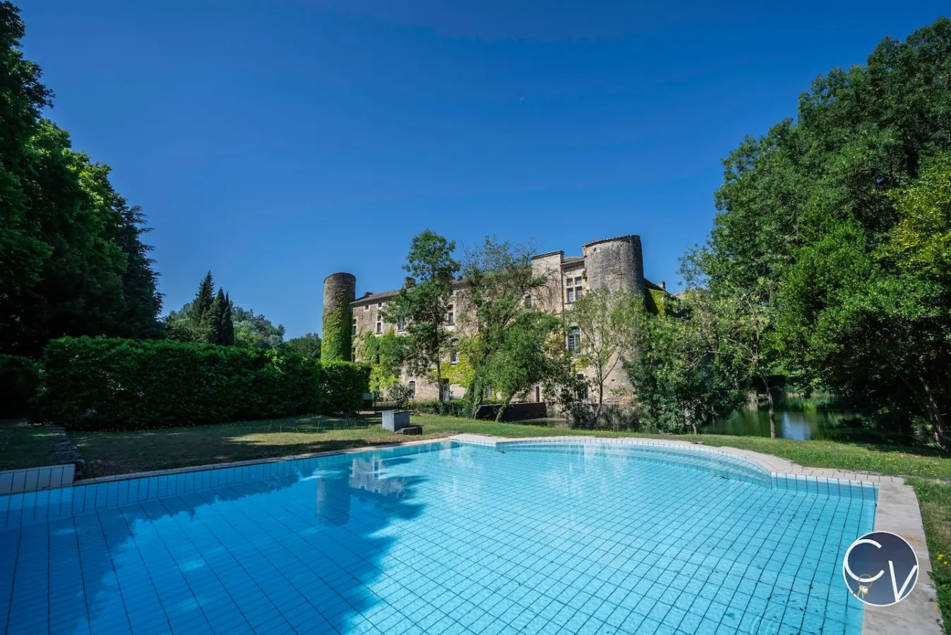 Superbe Appartement dans château avec Piscine — photo 2