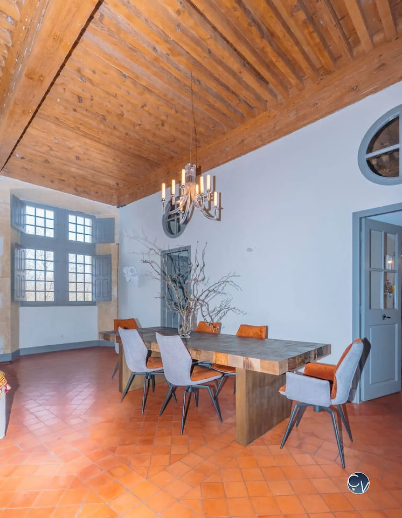 Superbe Appartement dans château avec Piscine 14