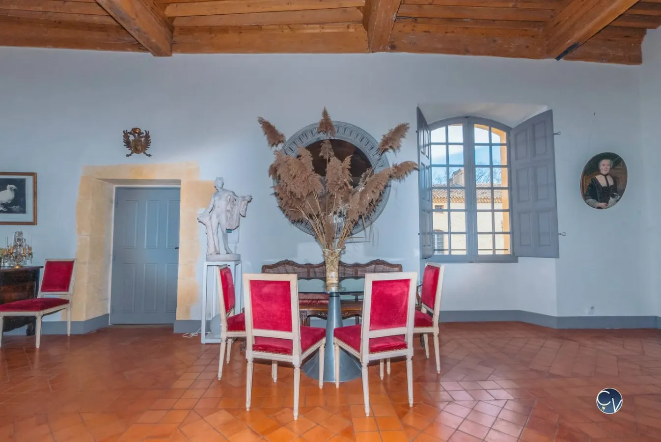 Superbe Appartement dans château avec Piscine 20