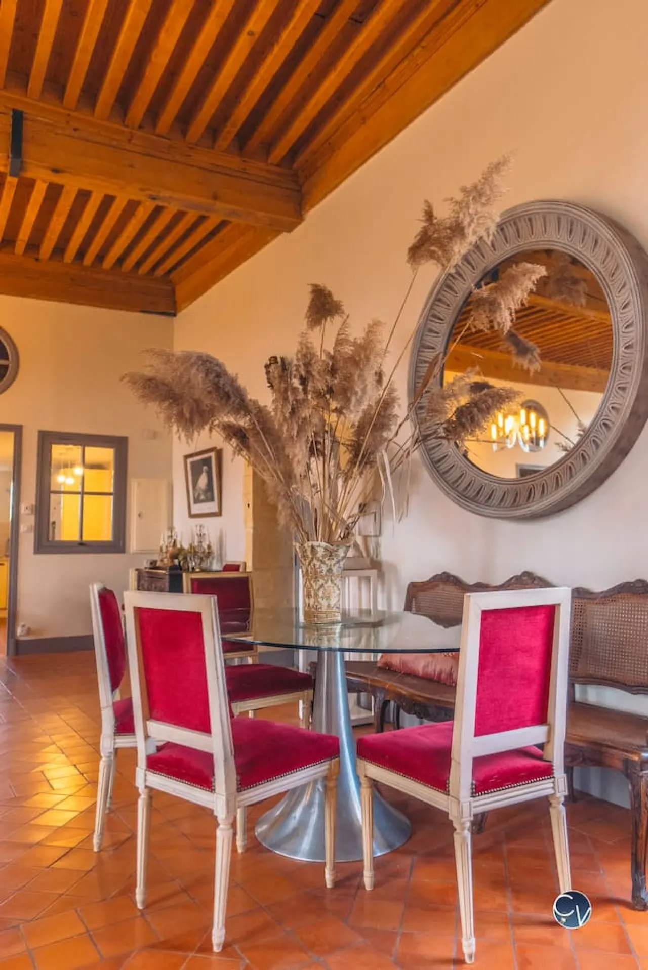 Superbe Appartement dans château avec Piscine — photo 4