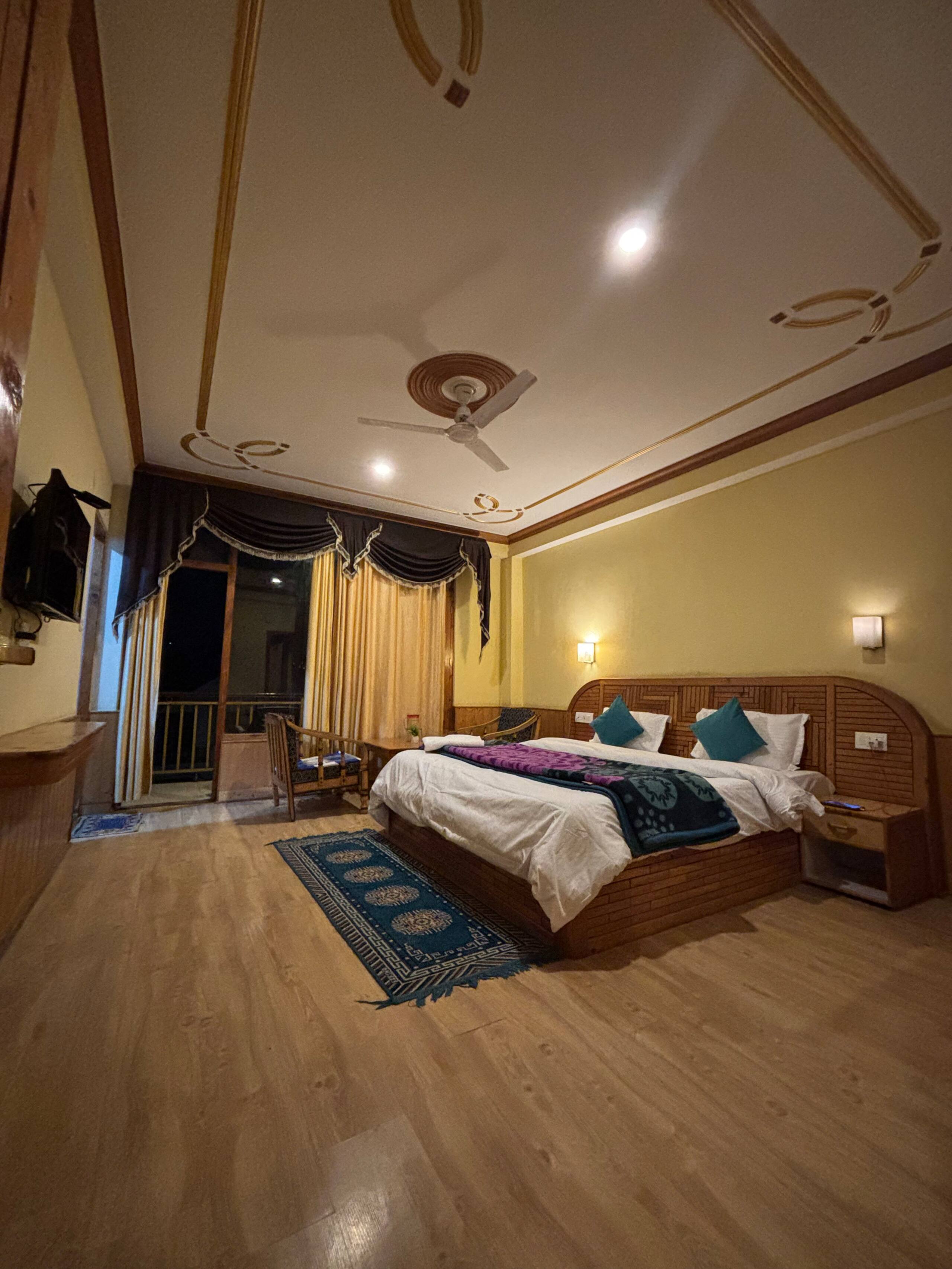 Three Room Set (Himalayan Tradition) 8