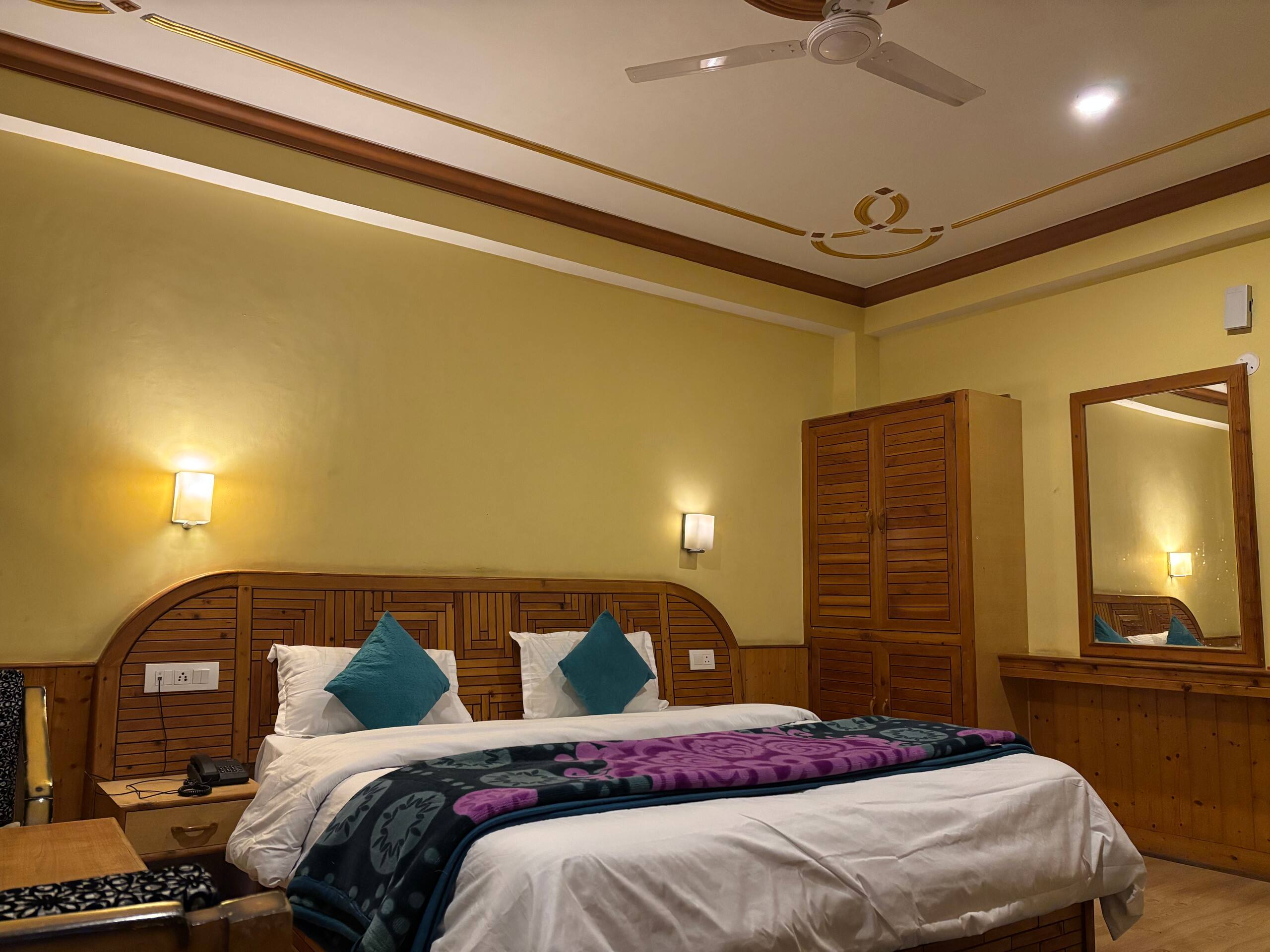 Three Room Set (Himalayan Tradition) 22