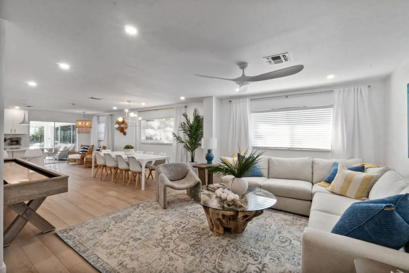 Goldfish Beach House 2