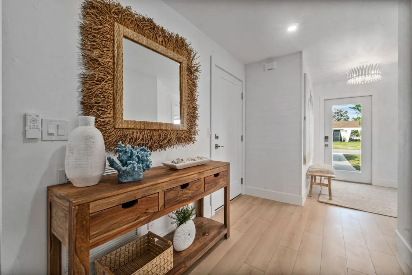 Goldfish Beach House 9
