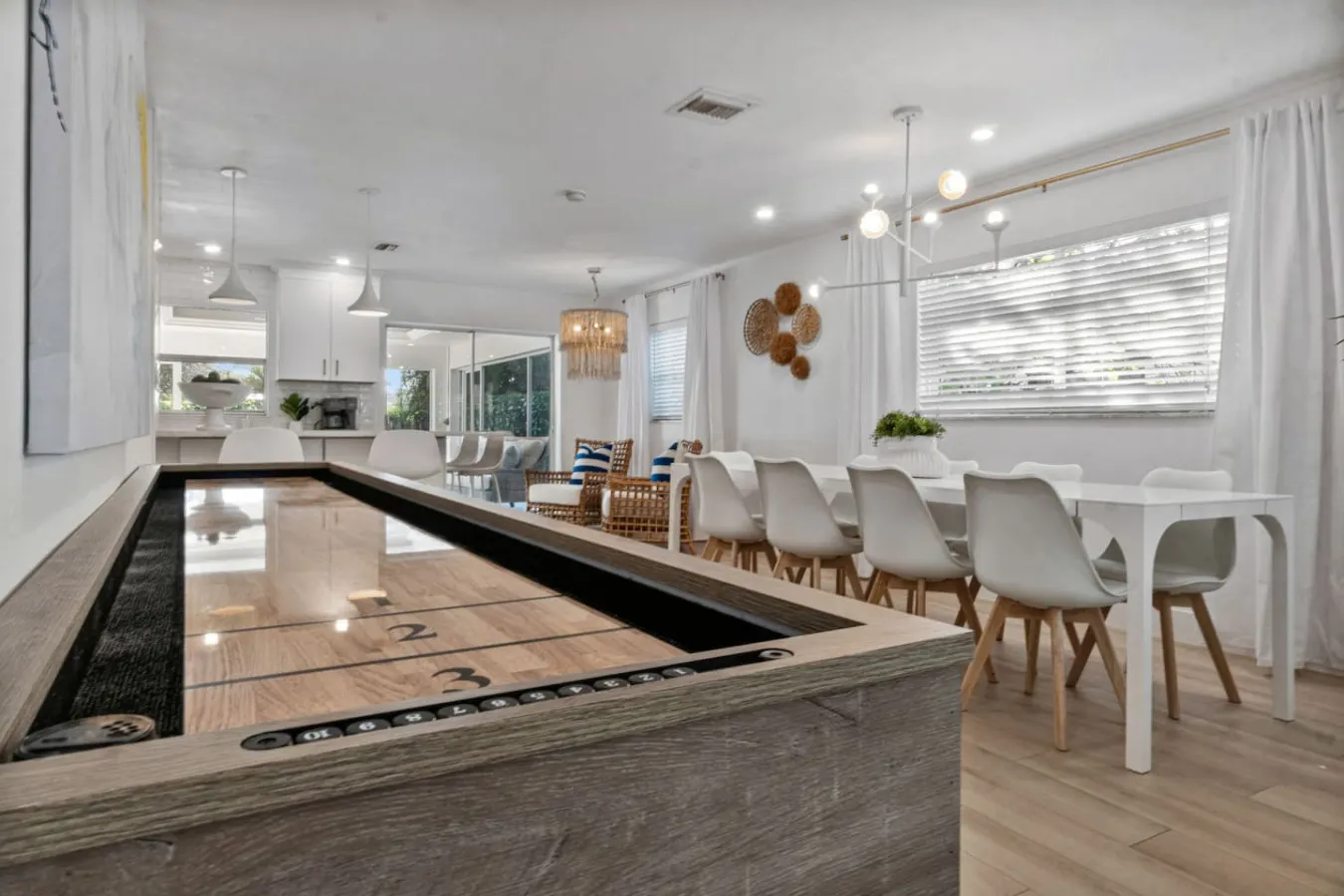 Goldfish Beach House 14