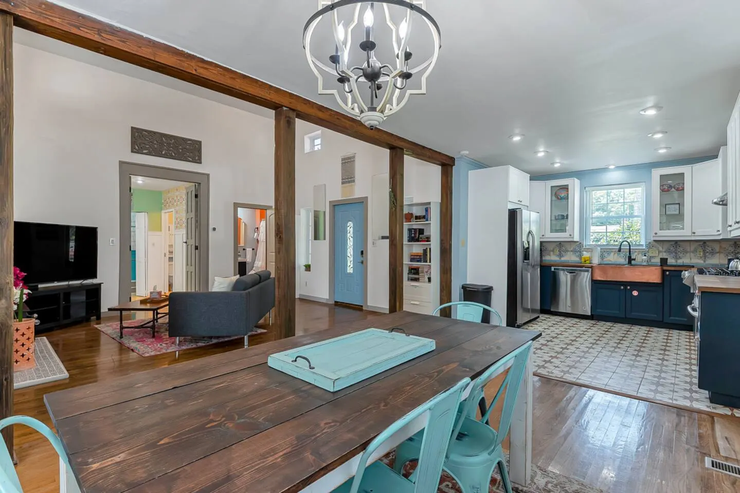 Norfolk Beach Casita Fenced Yard + Dogs 3