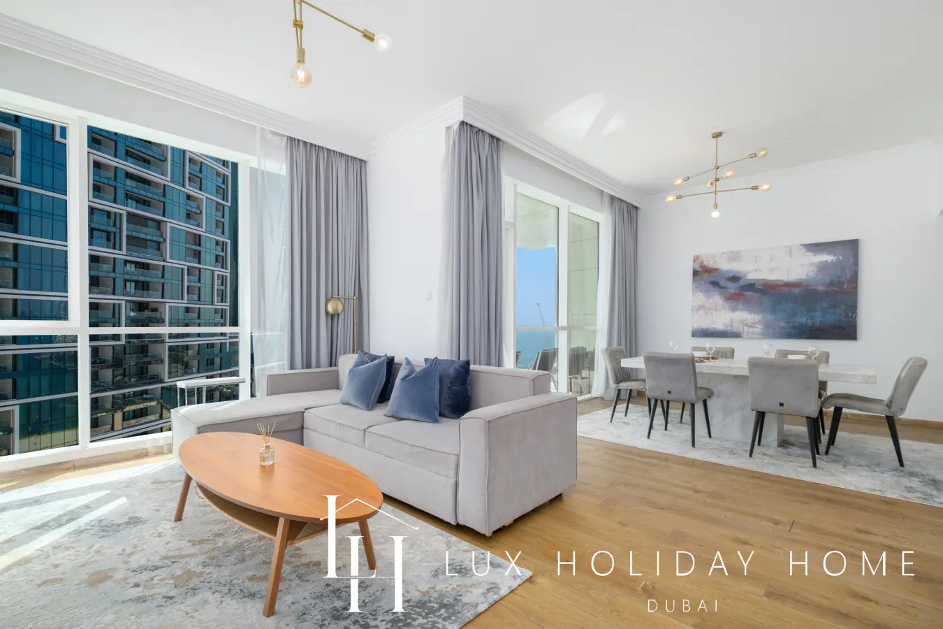 LUX The JBR Beach Sea View Suite 2