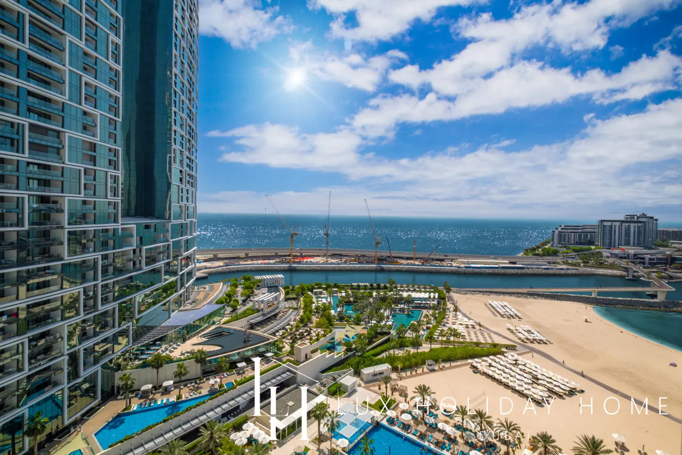 LUX The JBR Beach Sea View Suite 9