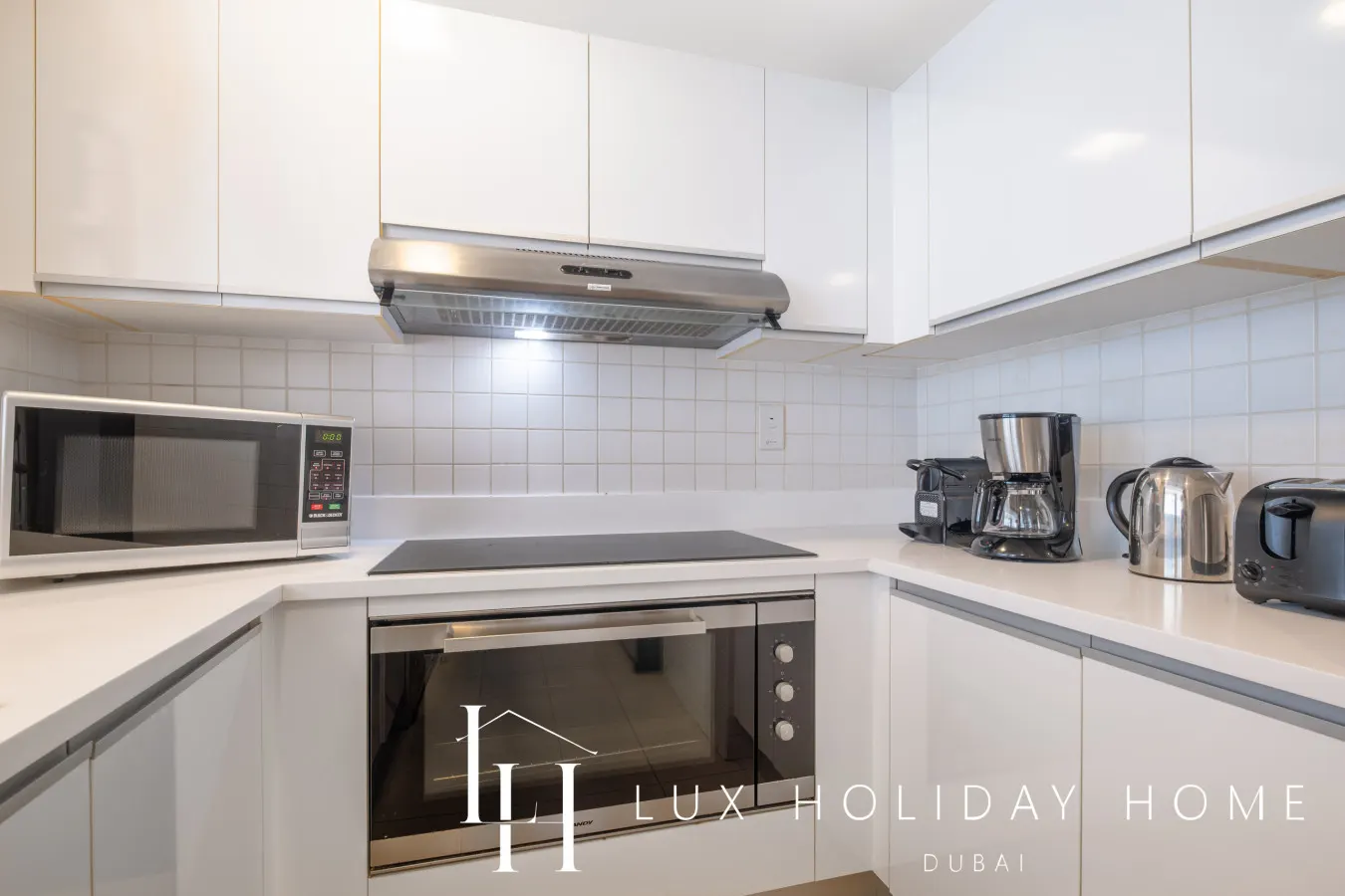 LUX The JBR Beach Sea View Suite 13
