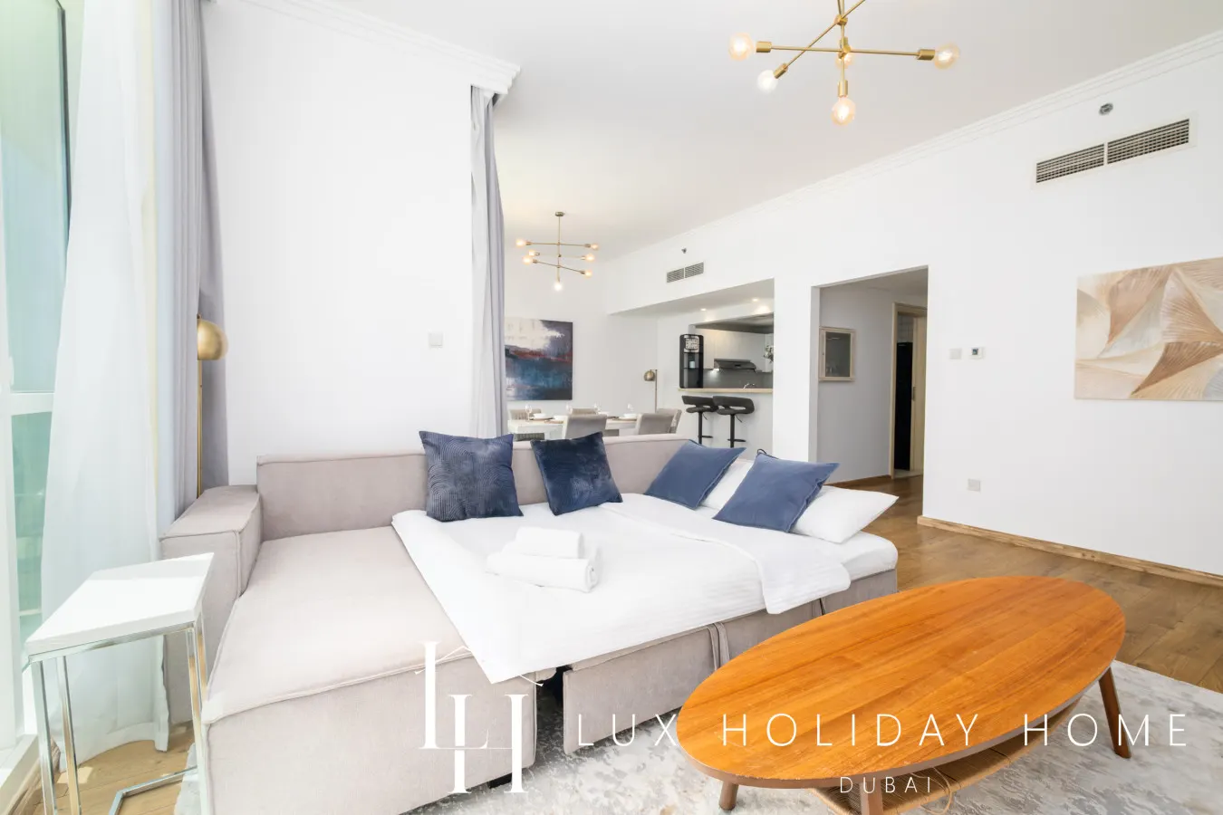 LUX The JBR Beach Sea View Suite 7
