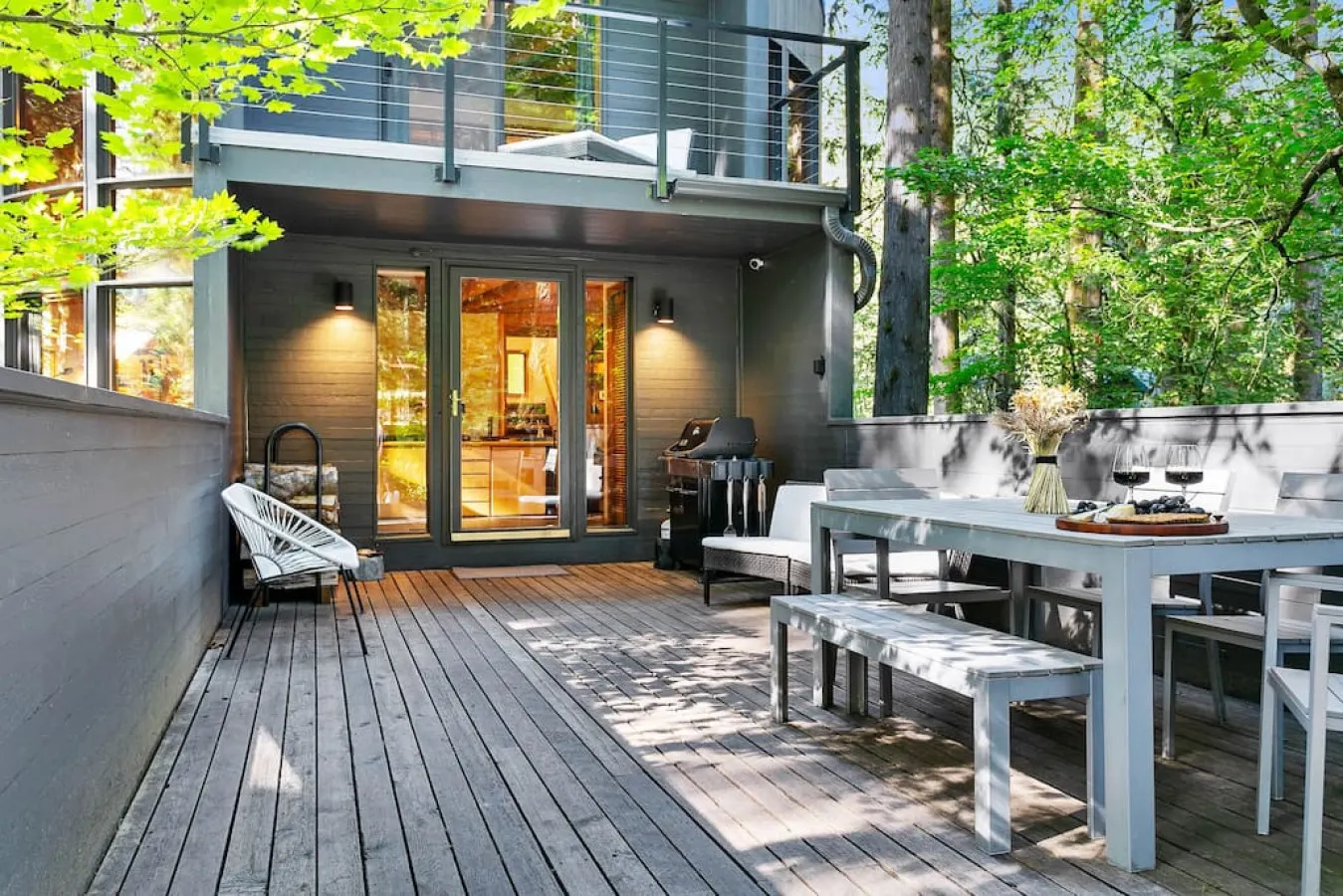 Architect Designed Round Cabin w Hot Tub & Sauna 7