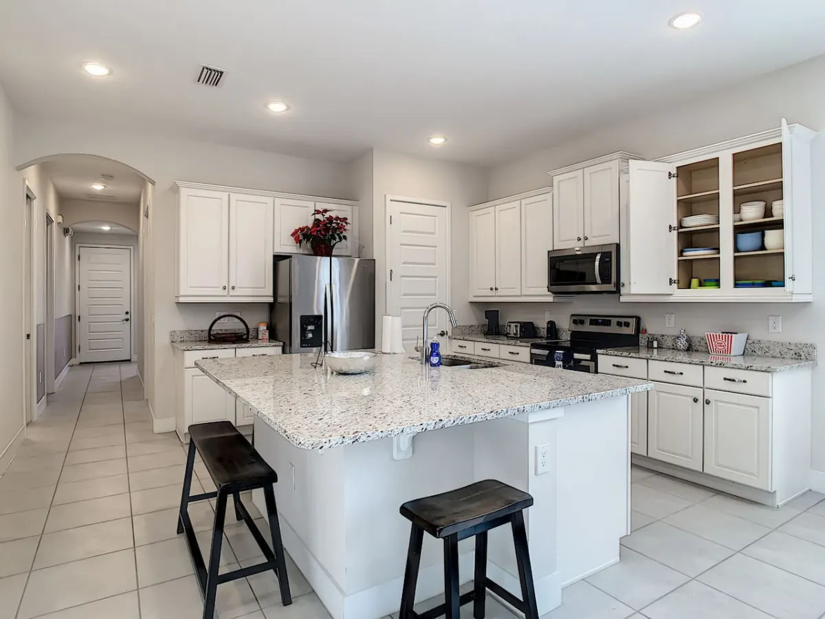 Elite Resort -Vacation home- 3BDRM w/ pool 10