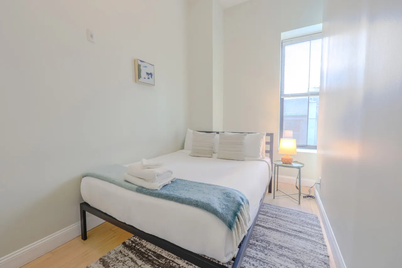 4bed 2bath Apartment in Downtown Boston 2