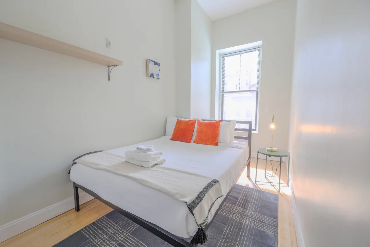 4bed 2bath Apartment in Downtown Boston 4