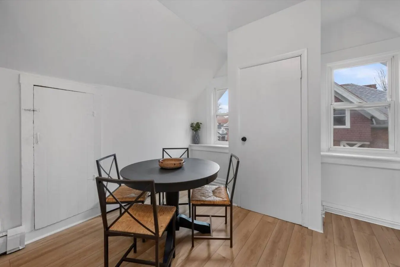 Cozy 3BR near Zoo Hospitals UC Free Parking 16