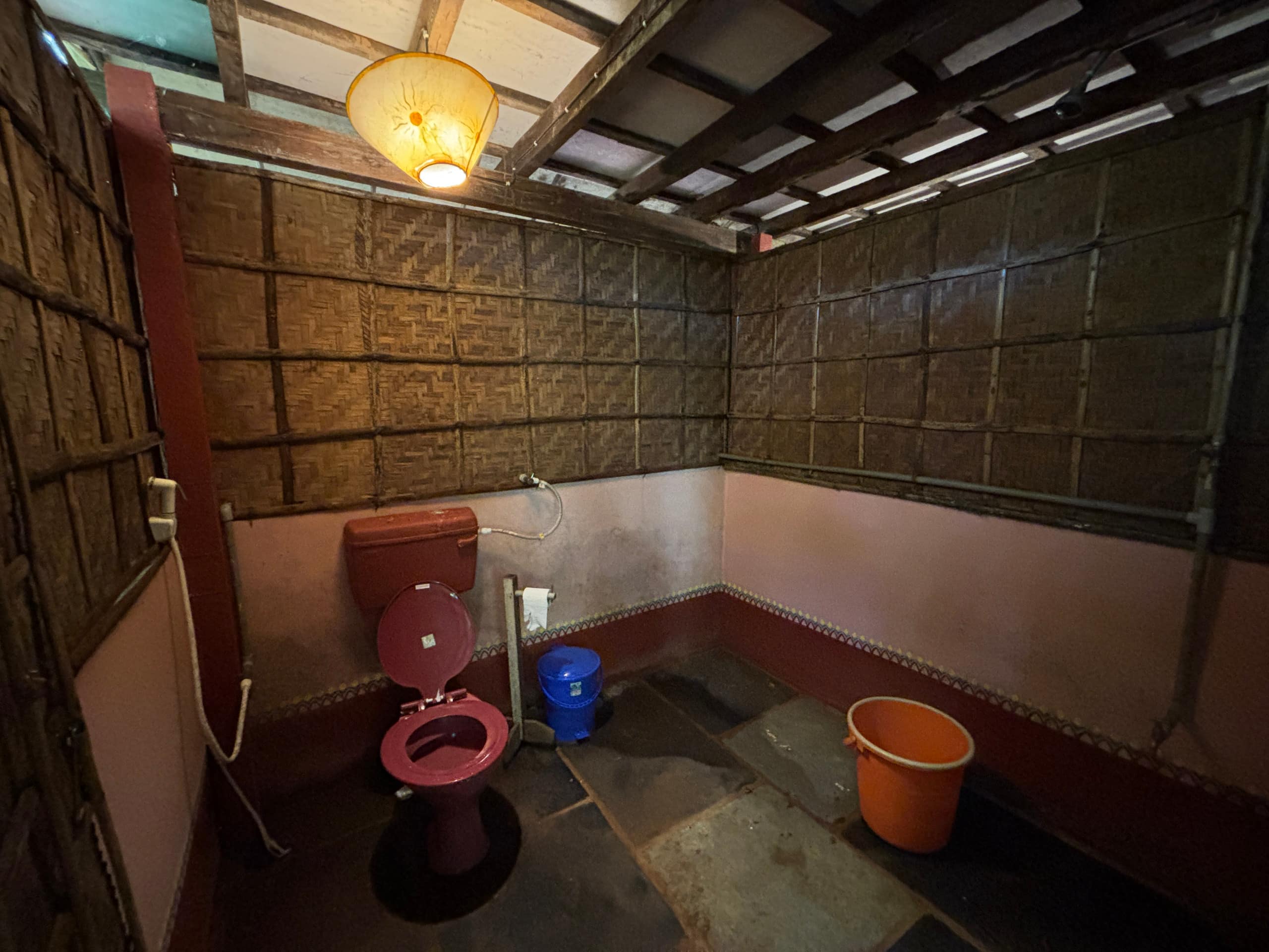 Jungle Mixed Hostel 7