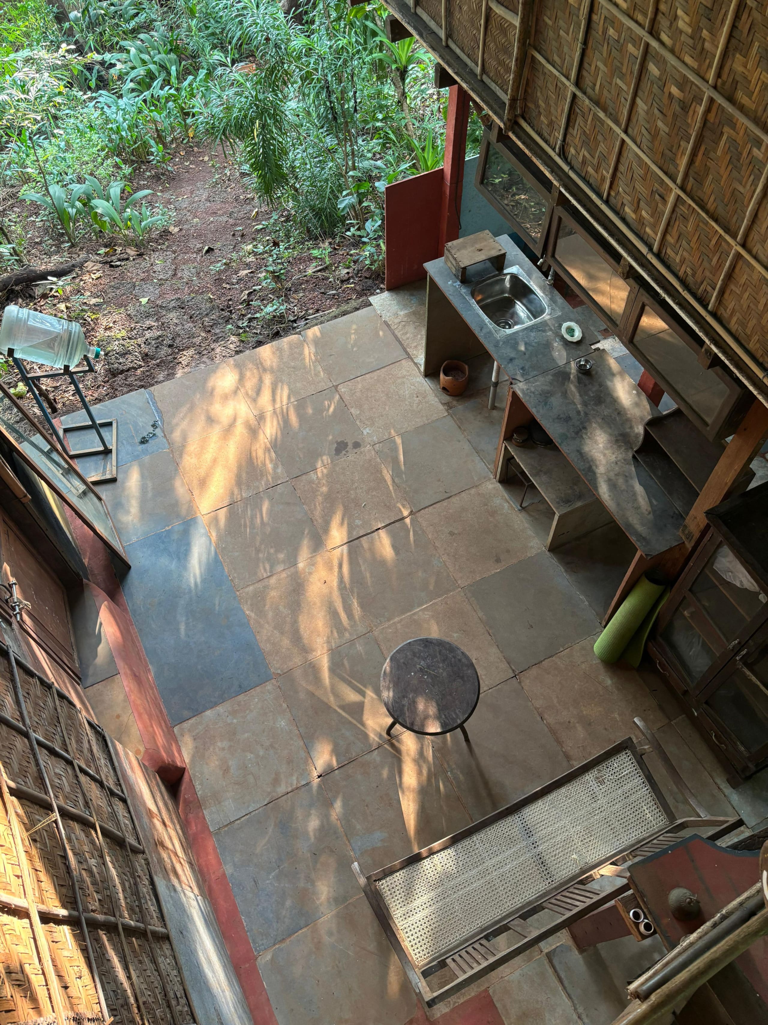 Jungle Mixed Hostel 8