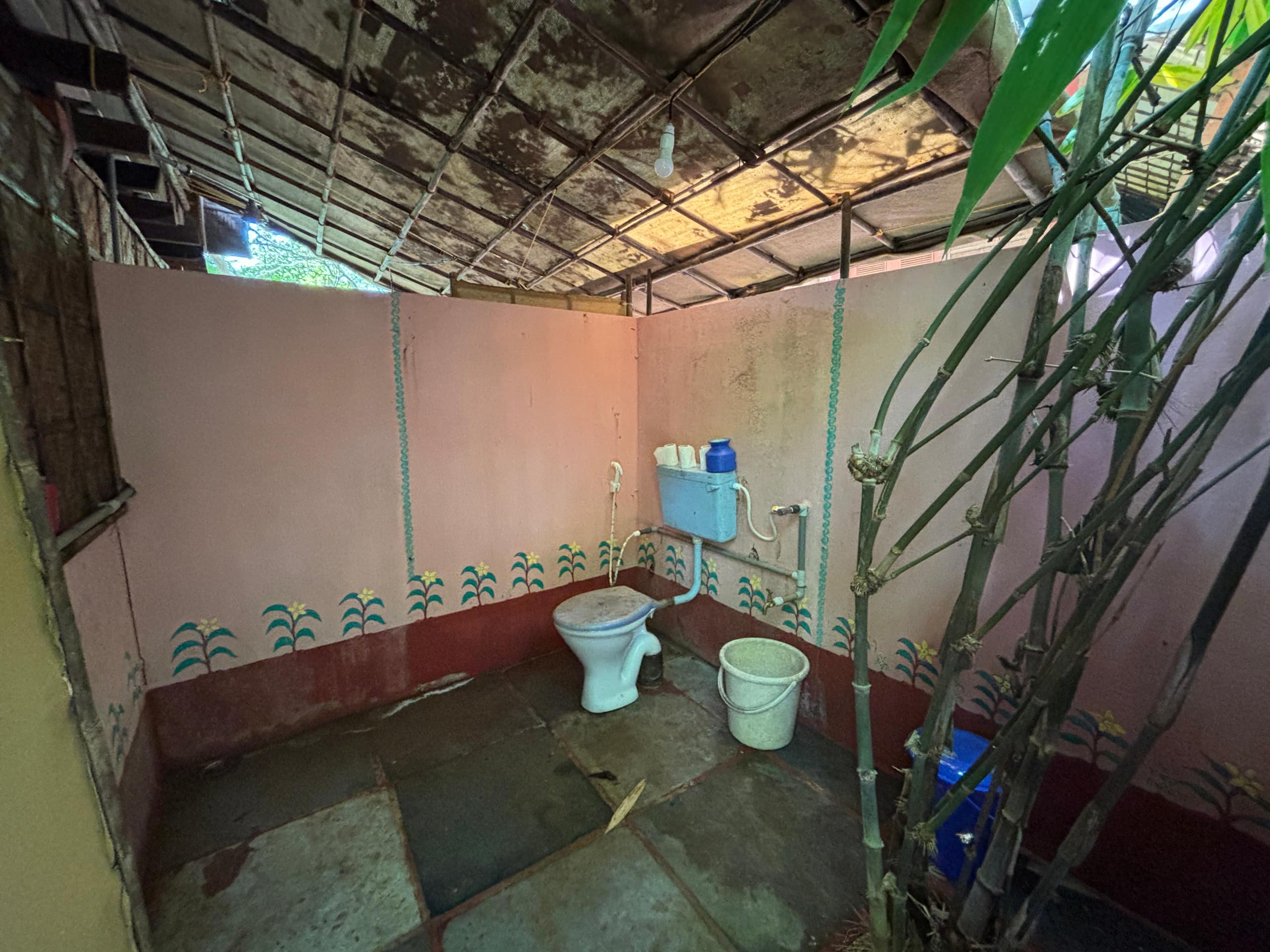 Jungle Mixed Hostel 6