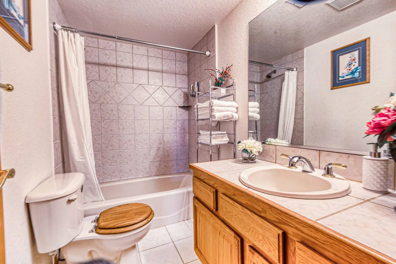 Walkout Private Basement Outlet/Golf Course/Lake 14