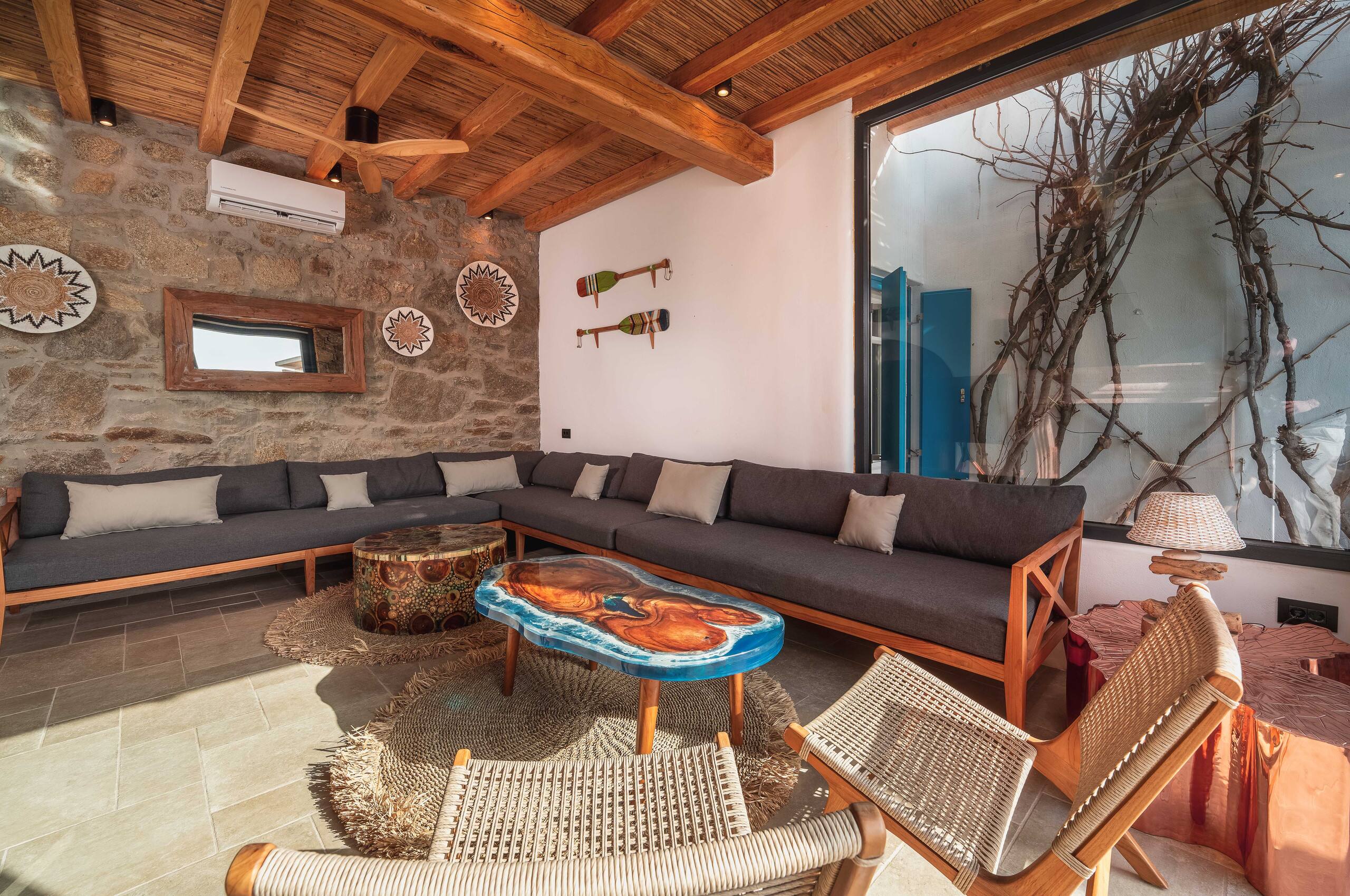 Villa Zina, Sunset View, St. Lazaros, 8 Bedrooms 12