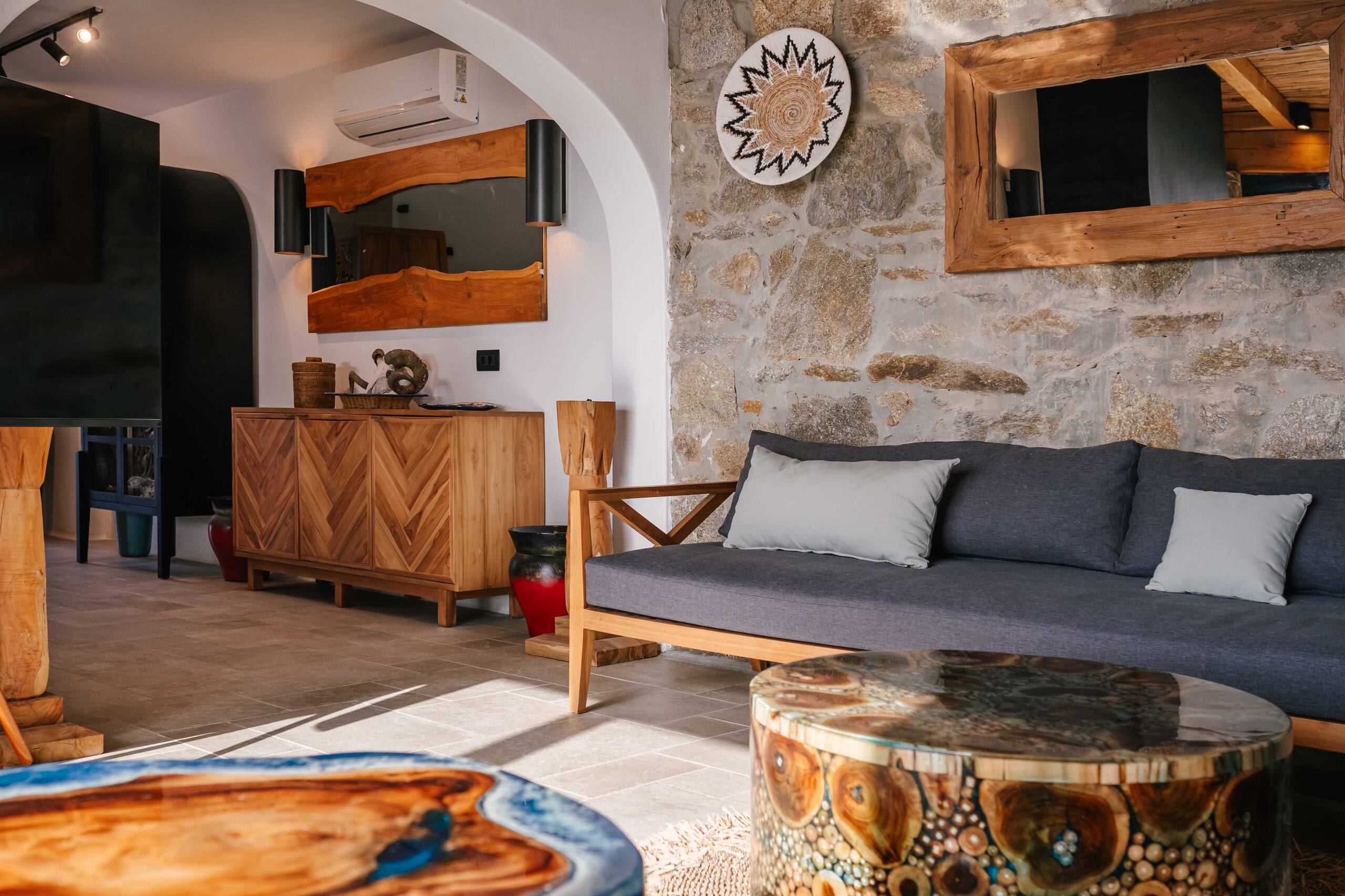 Villa Zina, Sunset View, St. Lazaros, 8 Bedrooms 14