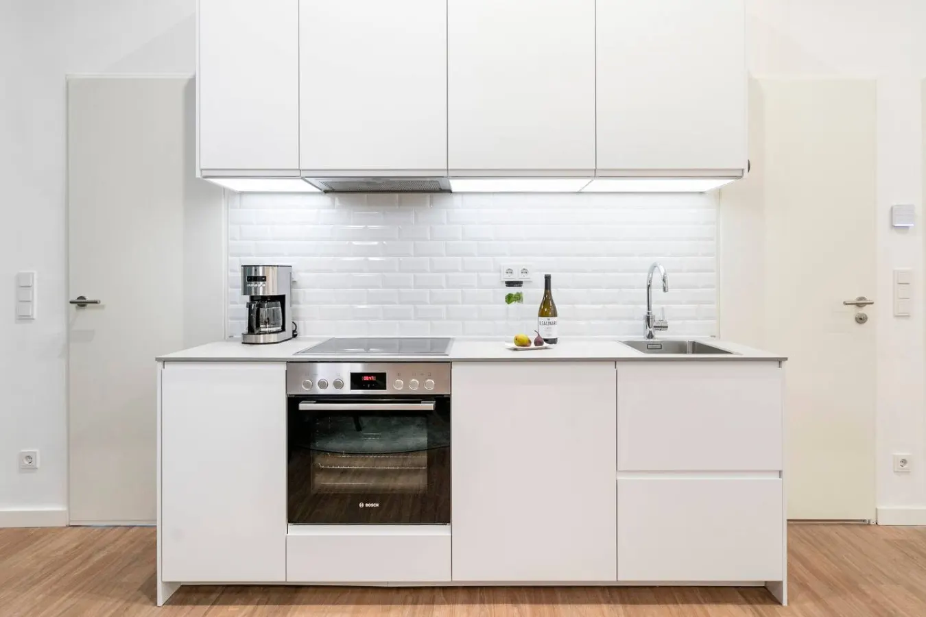 2-Bedroom Apartment with 2 Bathrooms & Balcony 7