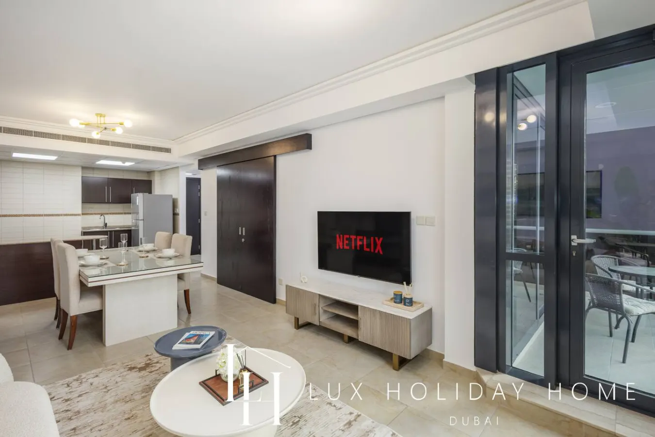 LUX The JLT Gold Crest Suite 10