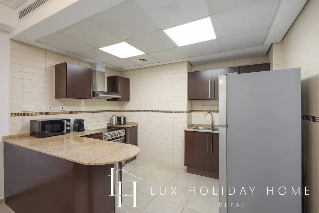 LUX The JLT Gold Crest Suite 12