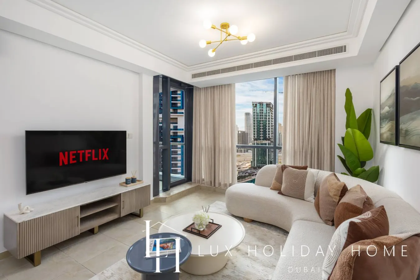 LUX The JLT Gold Crest Suite 3