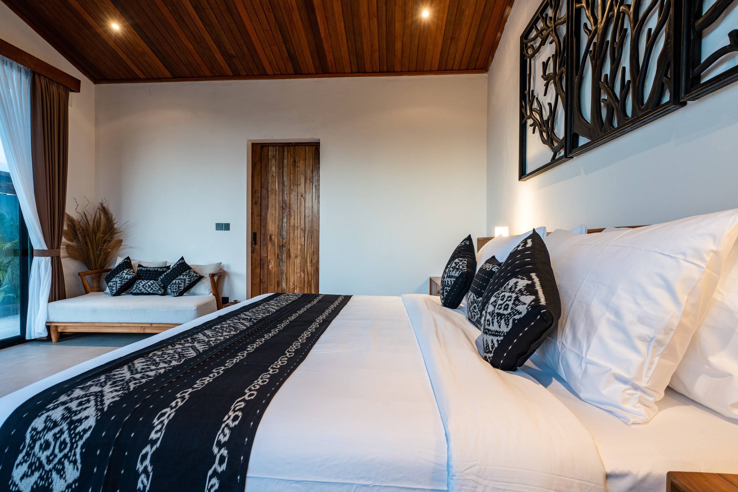luxury 1 bed room private pool villa at Sebatu 20