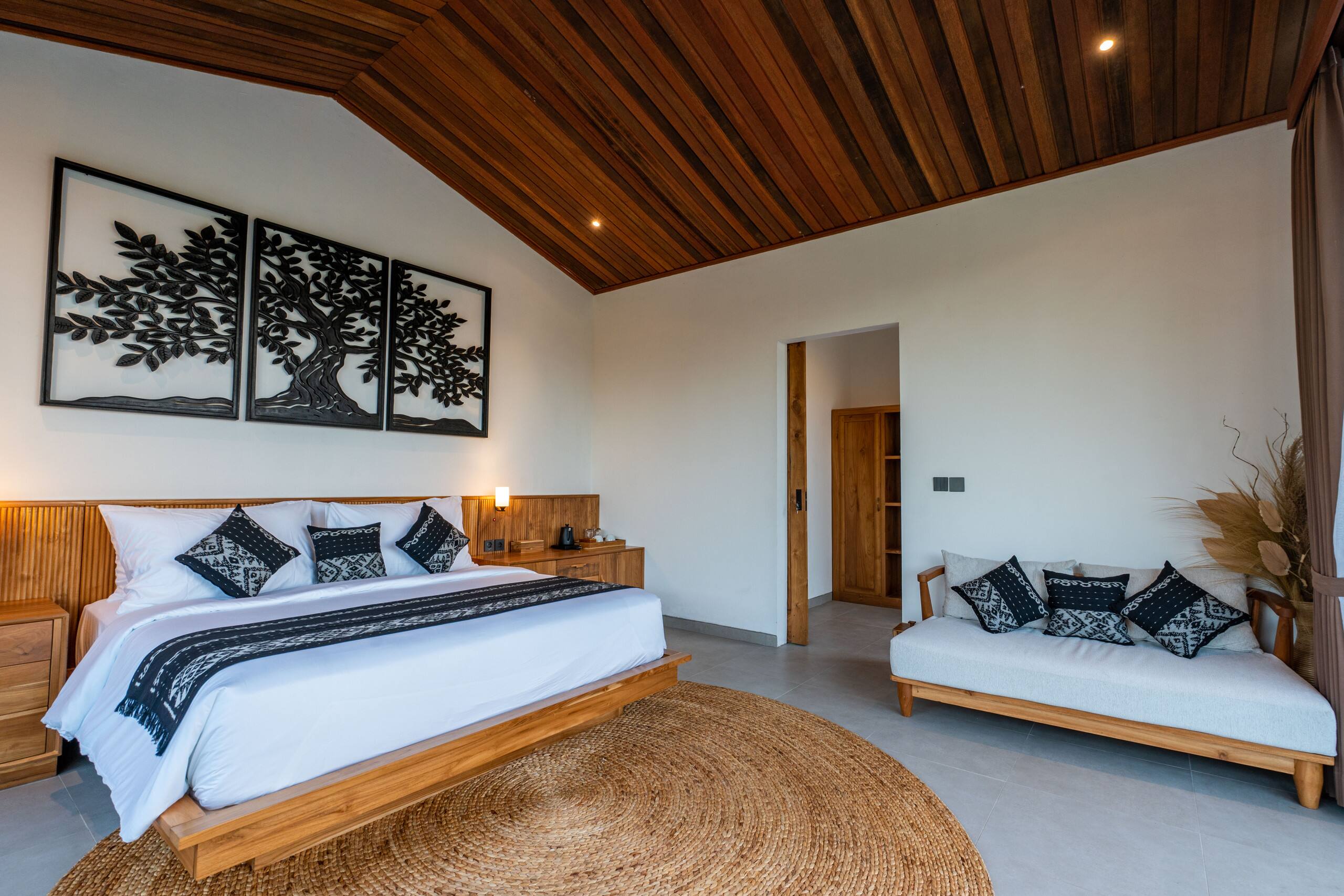 luxury 1 bed room private pool villa at Sebatu 6