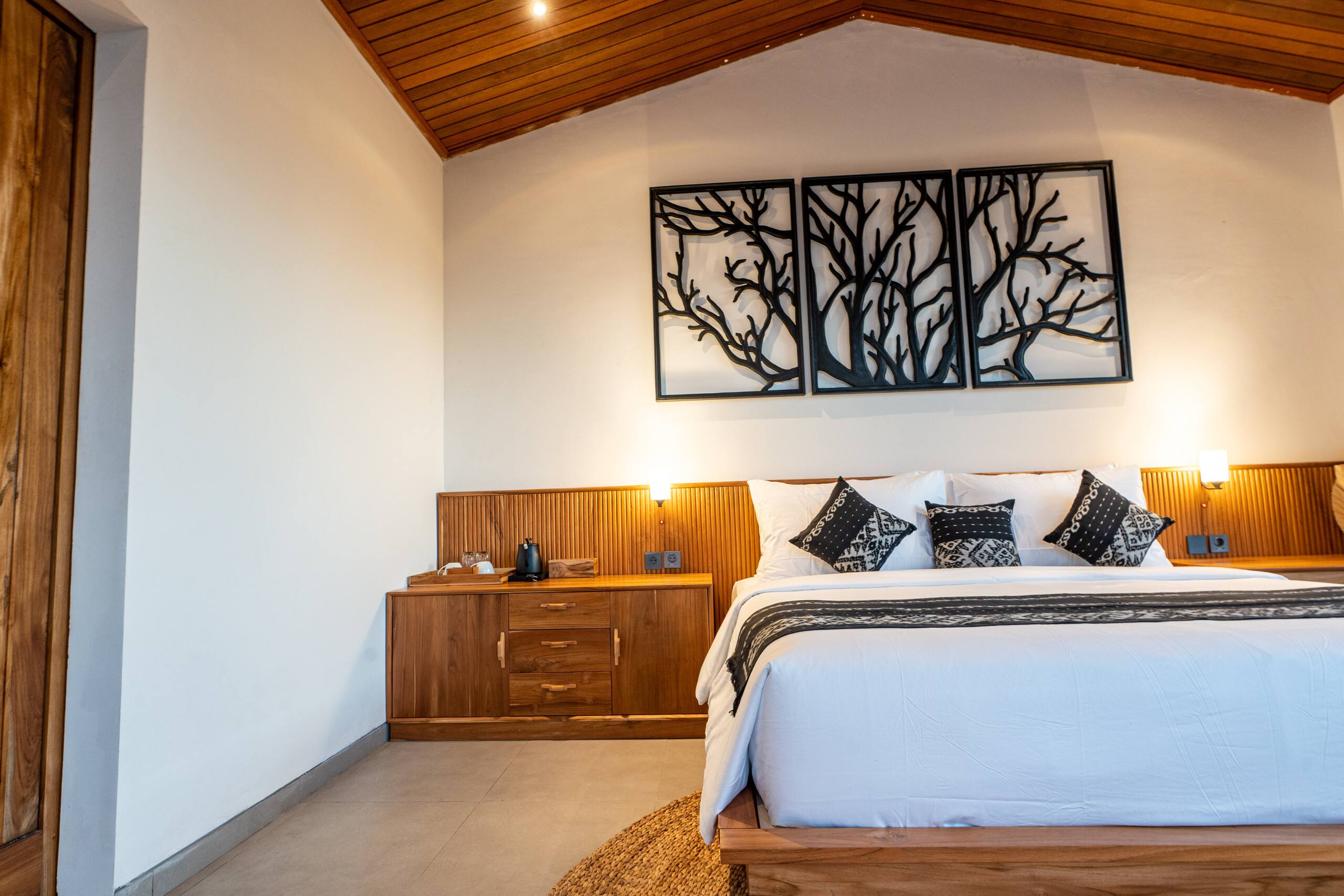 luxury 1 bed room private pool villa at Sebatu 15