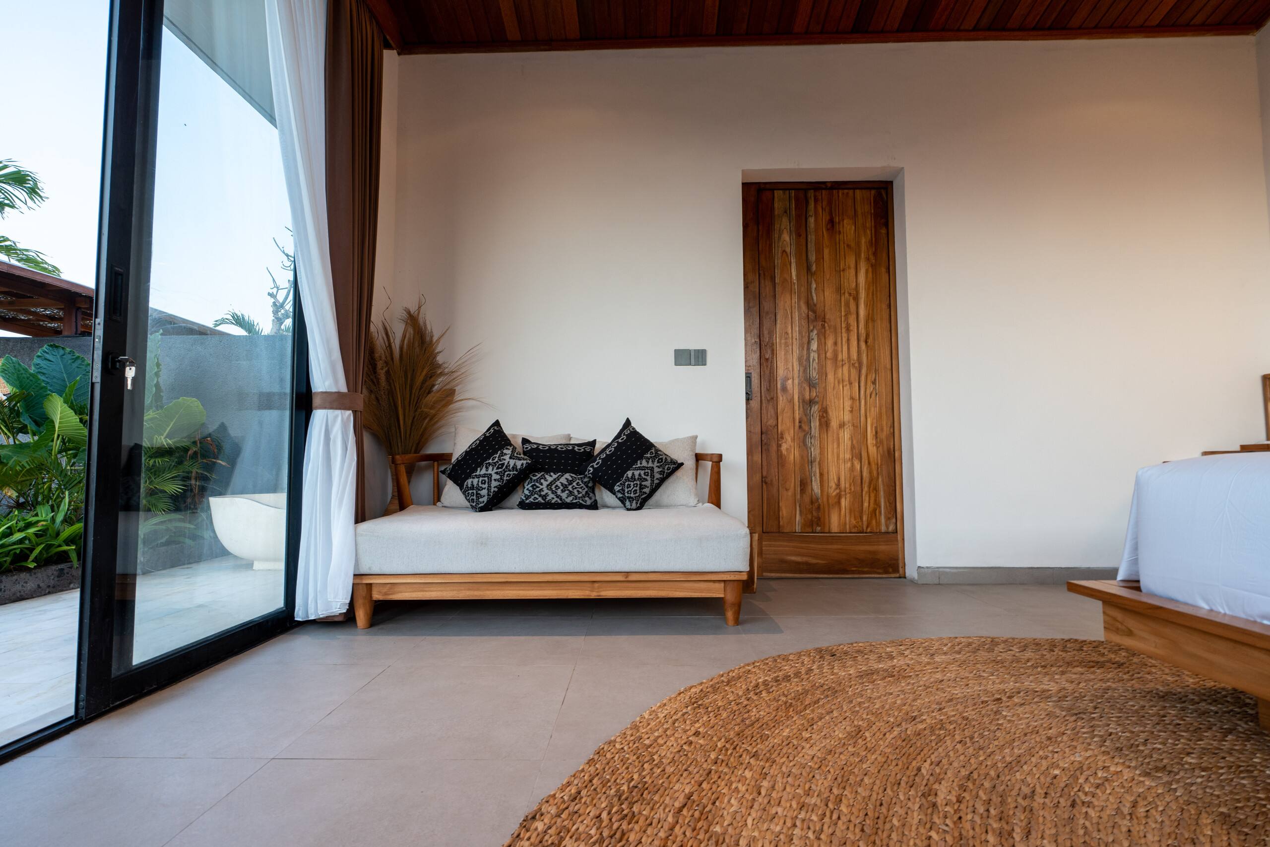 luxury 1 bed room private pool villa at Sebatu 9